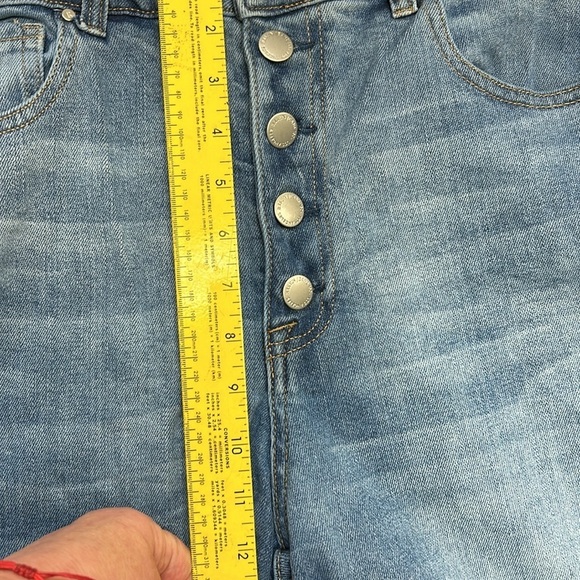 Risen Jeans High Rise Button Fly Distressed Frayed Raw Hem Stretchy Size 13/31 - Picture 11 of 12